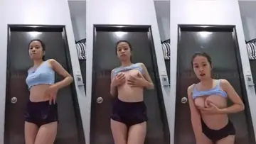 ABG Indo Pap Untuk Ayang Live Brutal Kiriman Foto Berakhir Siaran Liar poster