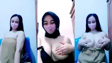 Tyas Jilbab Cantik Ukhti Nakal Mulus Gaya WOT Lumer poster